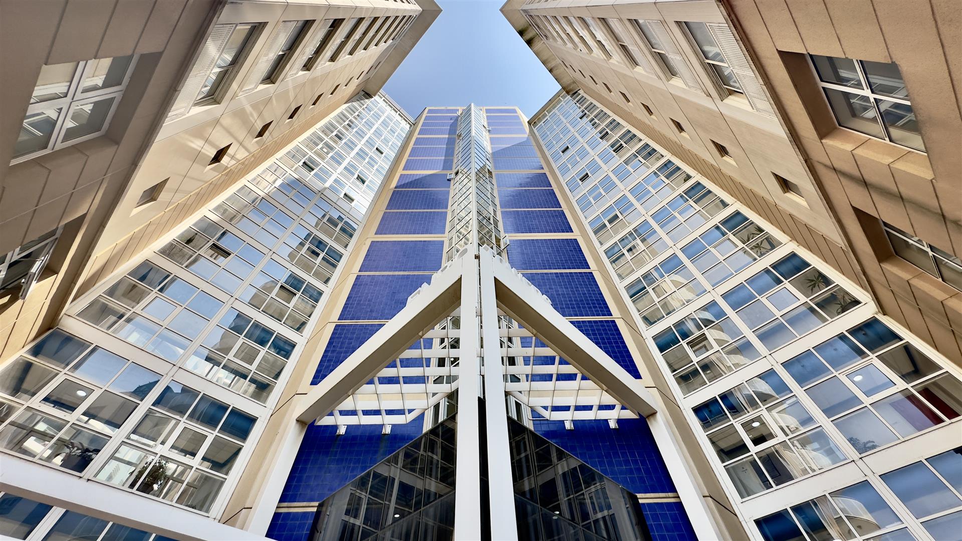 Image of Apartment - 3 Bedrooms - 2 Bathrooms for Sale in Eurotowers-Gibraltar, Image 23